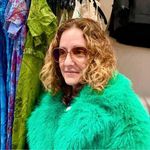 Profile Picture of Leah Tager Santat (@lsantat) on Instagram