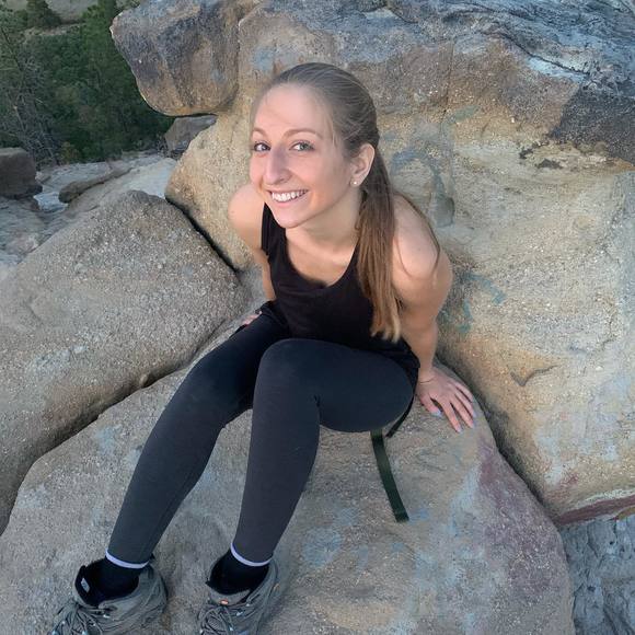 Profile Picture of Athena King (@athena_king) on Poshmark