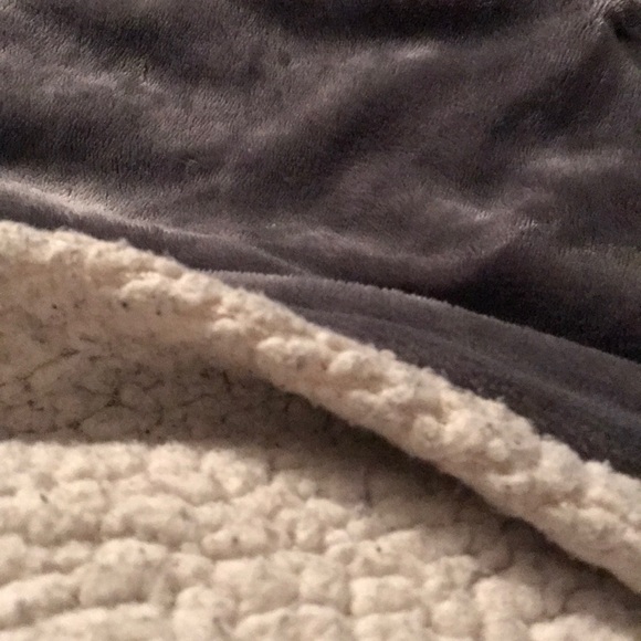 Profile Picture of Tyler Neeley (@tneeley31) on Poshmark