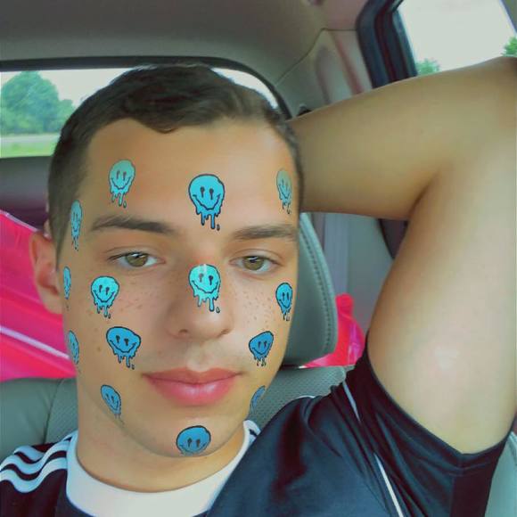 Profile Picture of Joey Stewart (@flameingeagle56) on Poshmark