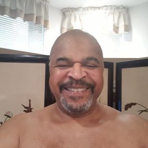 Profile Picture of Robert J. Glover (@Physad) on Twitter