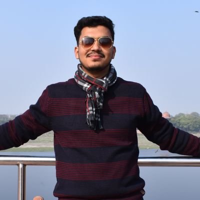 Profile Picture of Vivek Bhatt (@vivekbhatt1510) on Twitter