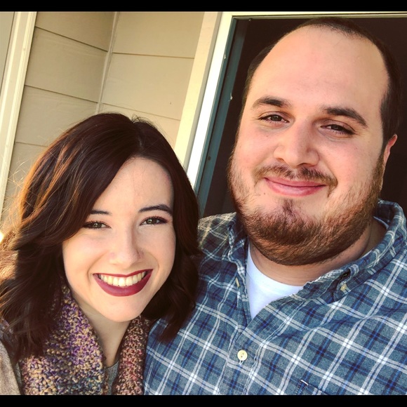 Profile Picture of Haley Bartlett (@haleybartlett5) on Poshmark