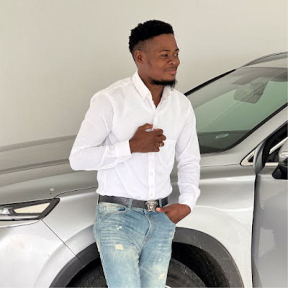 Mondestin Hermane - Poshmark Profile Picture of Mondestin Hermane (@mondestinh) on Poshmark