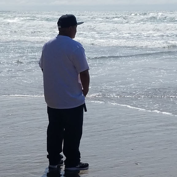 Profile Picture of Tats jonathan julian Viernes (@pest808119) on Poshmark