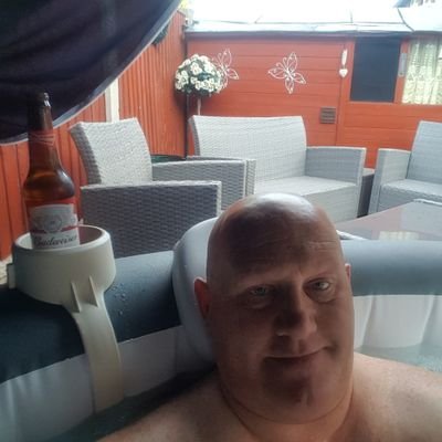 Profile Picture of Ian Karl Rollinson (@rolloRollinson) on Twitter