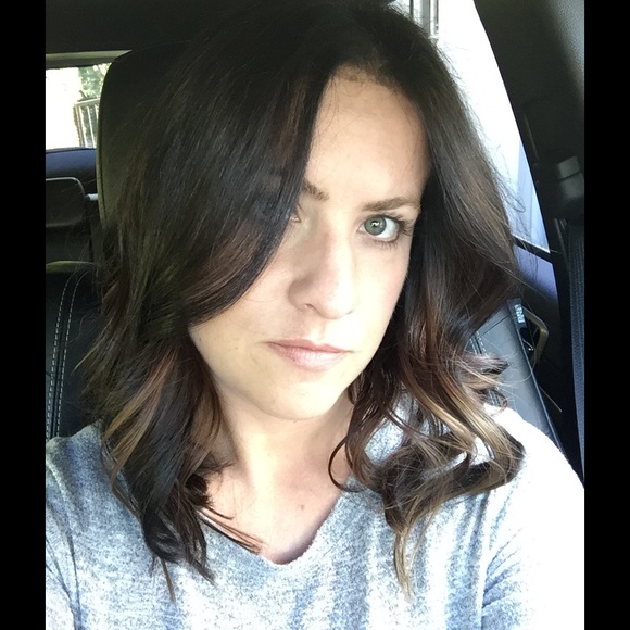 Profile Picture of Tara Paul (@pdactyl) on Poshmark