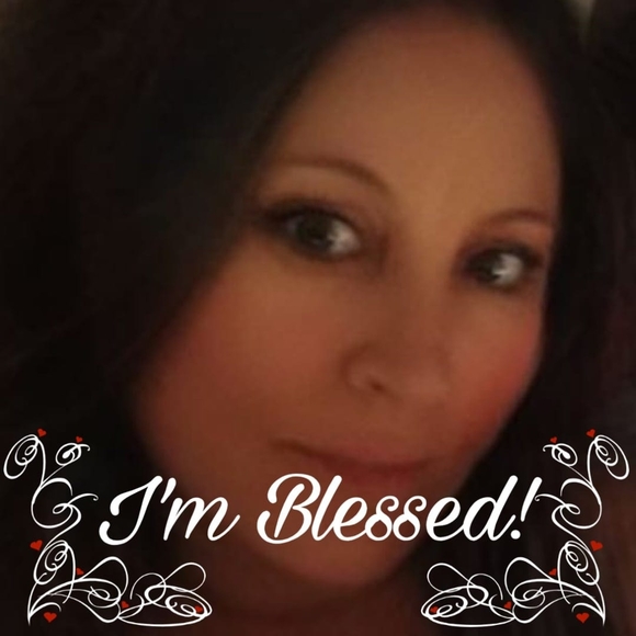 Profile Picture of Teresa Ayala (@teresaayala1976) on Poshmark