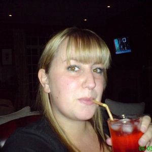 Profile Picture of Louise Young (@louyoung) on Myspace