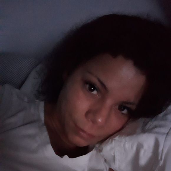 Profile Picture of Beth Cioe (@bethcioe) on Poshmark