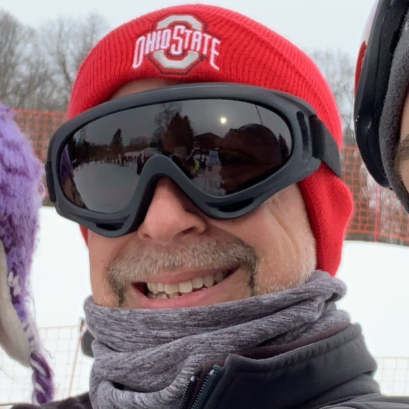 Profile Picture of Jon Rush (@jkrush142) on Poshmark