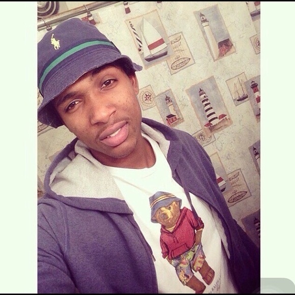 Profile Picture of Lloyd Penn jr (@billy00) on Poshmark