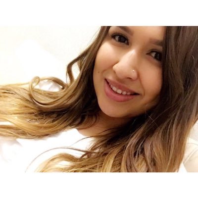 Profile Picture of Julia Huezo (@misshuezo) on Twitter