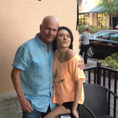 Profile Picture of Carl B Hixson (@cbhixsonjr) on Twitter