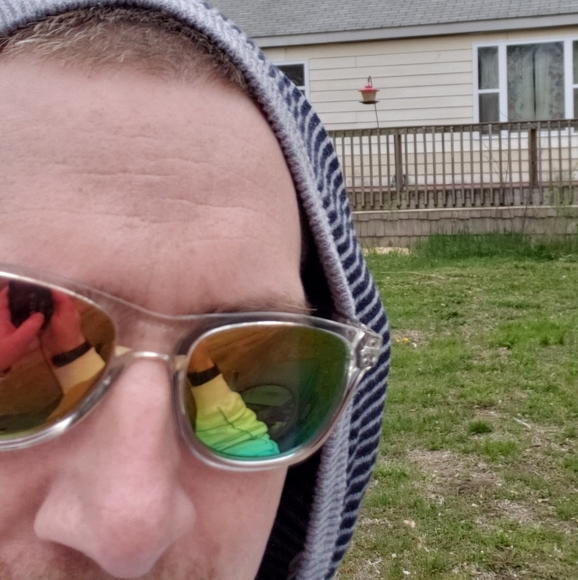 Profile Picture of Kevin Vandyke (@27bishops) on Poshmark