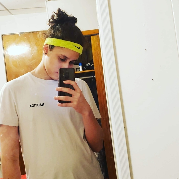 Isaac Martinez - Poshmark Profile Picture of Isaac Martinez (@pepechacha_sw) on Poshmark