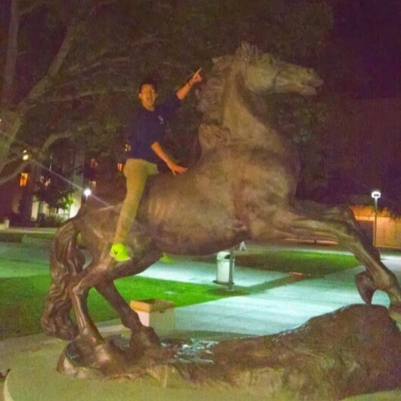 Profile Picture of Mitchell Skinner (@mgskinner75) on Poshmark