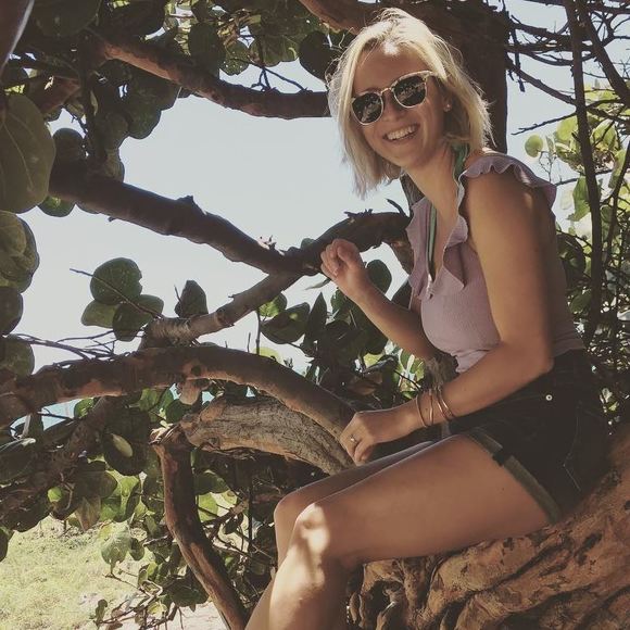 Profile Picture of Athena Rose (@athenarose90) on Poshmark