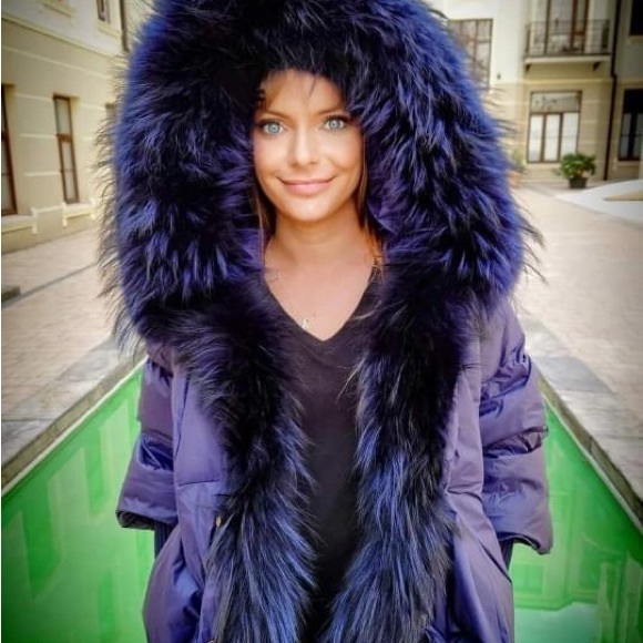 Olia Olginia - Poshmark Profile Picture of Olia Olginia (@vonsolia) on Poshmark