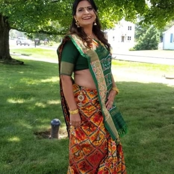 Profile Picture of Amita Thakkar (@kotakamita) on Poshmark