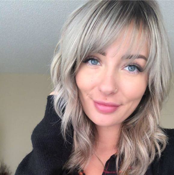 Profile Picture of Amber Adam (@purplekitty12) on Poshmark
