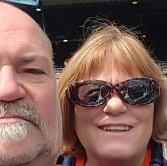 Profile Picture of Karen Vanassche (@vanasschekaren) on Poshmark