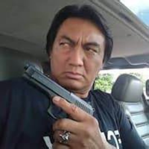 Profile Picture of Antonio Lamotta (@antoniolamotta9) on Poshmark