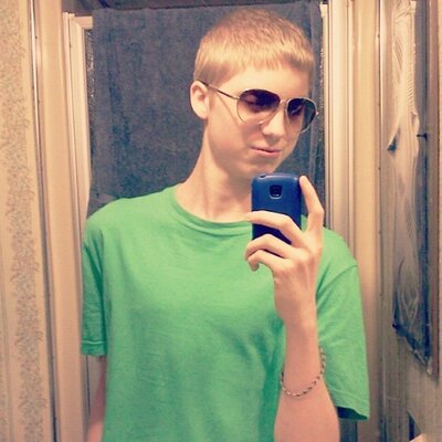 Profile Picture of Christopher Revere (@Revere96) on Twitter