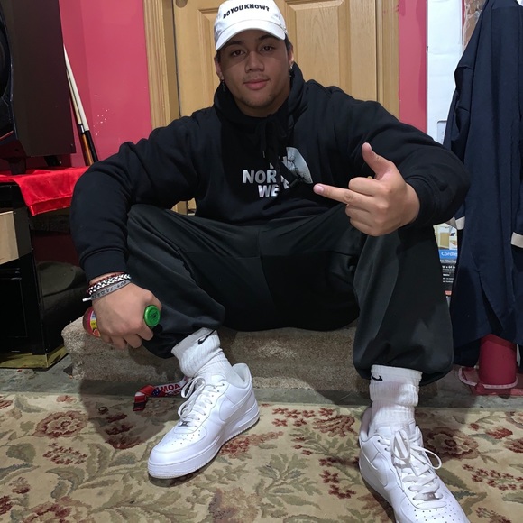 Profile Picture of Rico Halsell (@ricohalsell) on Poshmark