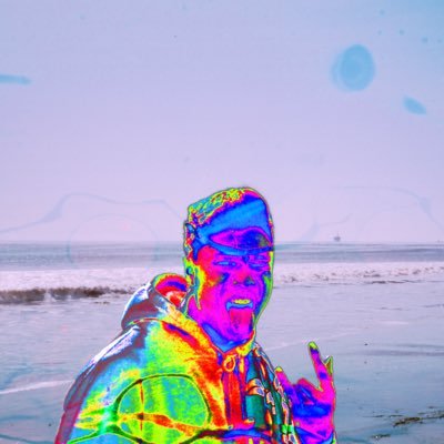 Profile Picture of Mike Yagoobian (@yousadirtybum) on Twitter