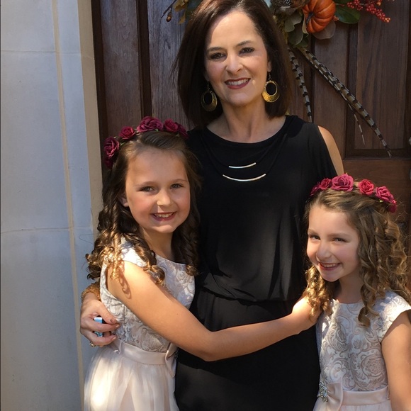 Profile Picture of Katie Ainley (@dkainley) on Poshmark