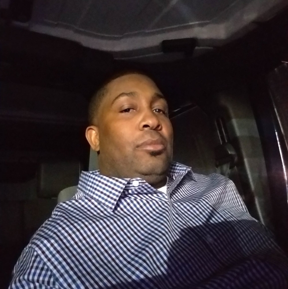 Profile Picture of Patrick Thomas (@pvt2017) on Poshmark