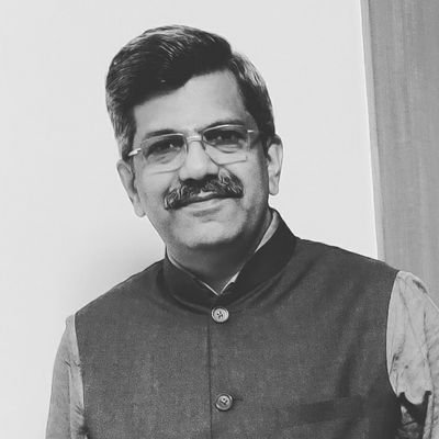 Profile Picture of Ram Ramakrishnan (@ram_ra1) on Twitter