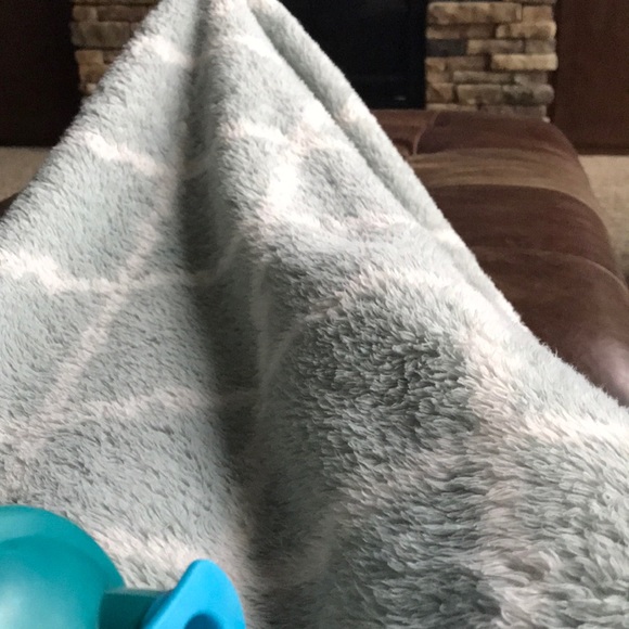 Profile Picture of Steph Jones (@stephjones4) on Poshmark