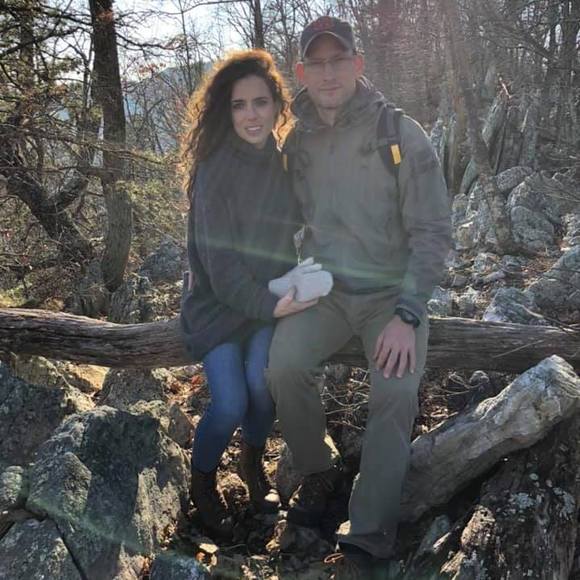 Profile Picture of Jennifer Apthorpe (@japthorpe) on Poshmark