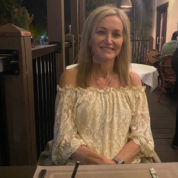 Profile Picture of Paula Raney (@paulasraney) on Poshmark