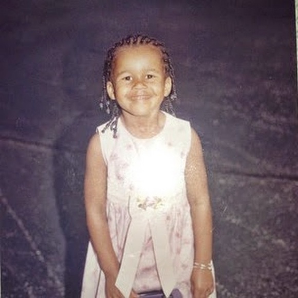 Profile Picture of Aleah Flowers (@aleahiscool) on Poshmark