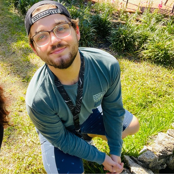 Profile Picture of Dylan Winningham (@dylanww003) on Poshmark