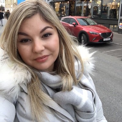 Profile Picture of Zoe April Cooper (@ZoeCoop89904375) on Twitter