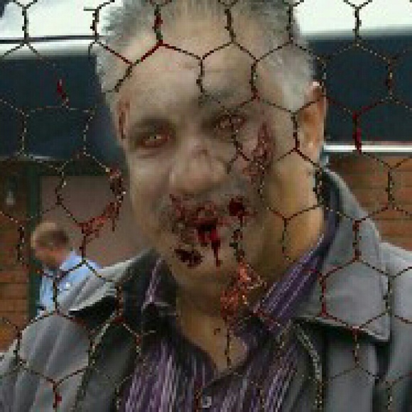 Profile Picture of Stephen Ballesteros (@budboys) on Poshmark