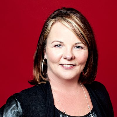 Profile Picture of Lisa Fox (@LisaFoxHomes) on Twitter
