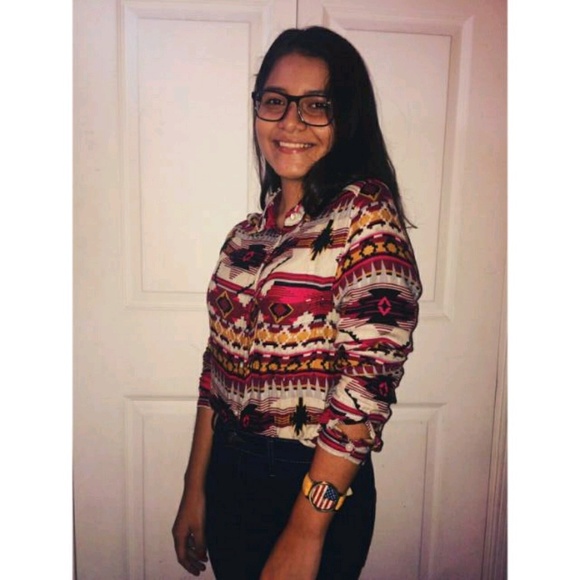 Profile Picture of Nely Chavez (@nellycha) on Poshmark