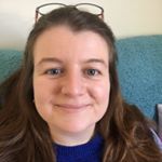 Profile Picture of Holly (@whathollyread) on Instagram