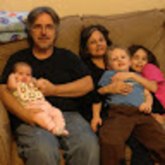 Profile Picture of Debbie Grimmett (@debbiegrimmett) on Poshmark