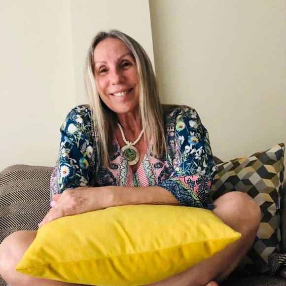Profile Picture of Vana Ghellere (@vana_usa08) on Poshmark