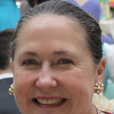 Profile Picture of Laura Temple Smith (@LLTS6) on Twitter