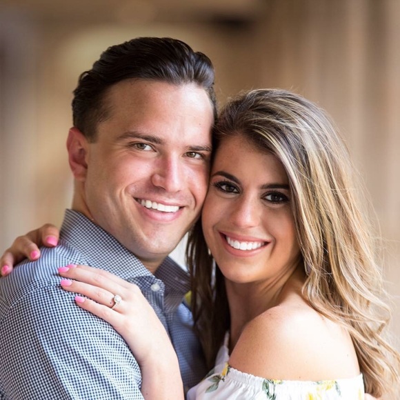 Profile Picture of Ranessa Machann (@ranessamachann) on Poshmark