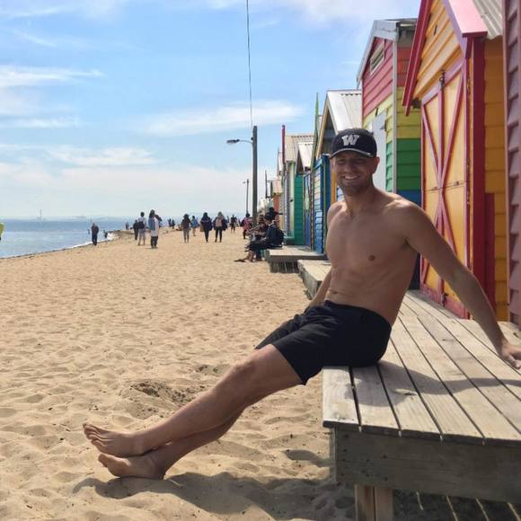 Profile Picture of Thomas Loe (@thomas_loe) on Poshmark