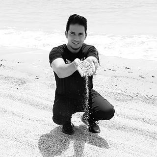 Profile Picture of Aftab Mirza (@aftab.mirza.313) on Facebook