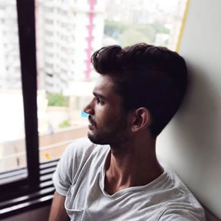 Profile Picture of Avinash Daniel (Abhi) (@avinash.mashi.92) on Facebook